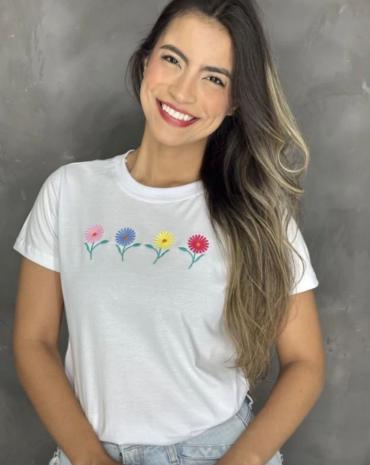 t-shirt-feminina-branca-estampa-floral-atacado-rua-44-goiania 