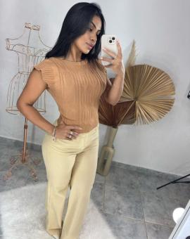 Blusa Feminina Cavada de Tricô