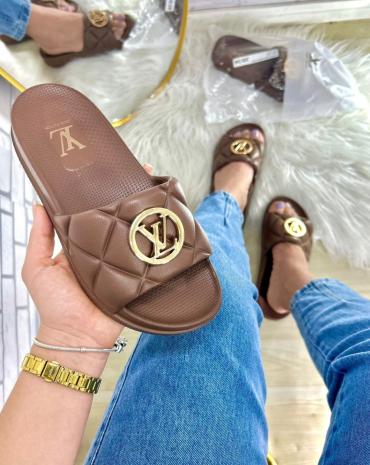 slide-eva-louis-vuitton-cafe-atacado-rua-44-goiania 