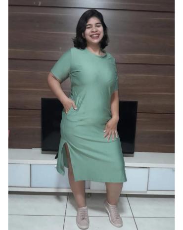 vestido-midi-feminino-casual-com-bolso-atacado-rua-44-goiania 