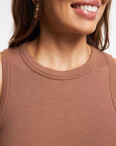 regatinha-basica-feminina-cor-nude-atacado-rua-44-goiania 