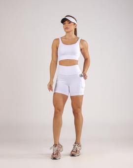 Conjunto Fitness Branco Top e Shortinho