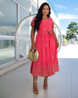 Vestido Midi Elegante Bordado