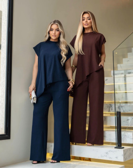 Conjunto Feminino Blusa e Calça Pantalona