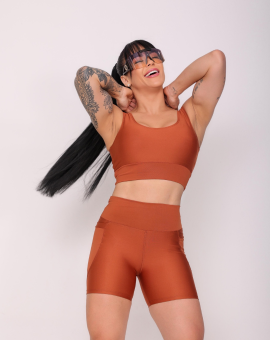 Conjunto Top e Shortinho de Academia
