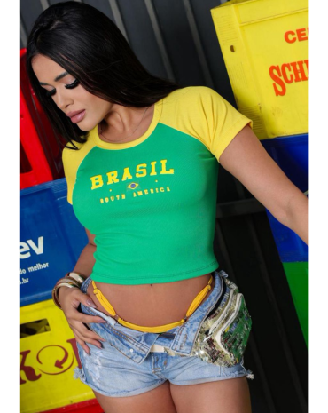 t-shirt-feminina-selecao-brasileira-atacado-rua-44-goiania 