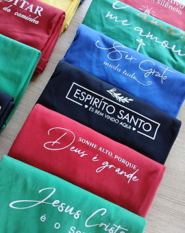 Camiseta Infantil com Frases Cristã