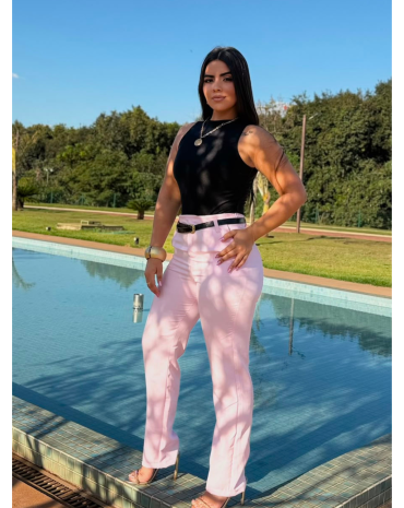 calca-feminina-de-alfaiataria-reta-atacado-rua-44-goiania 