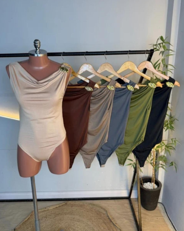 body-feminino-liso-alca-larga-atacado-rua-44-goiania 