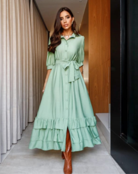 Vestido Longo Elegante com Botões