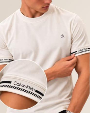 camiseta-masculina-calvin-klein-branca-atacado-rua-44-goiania 